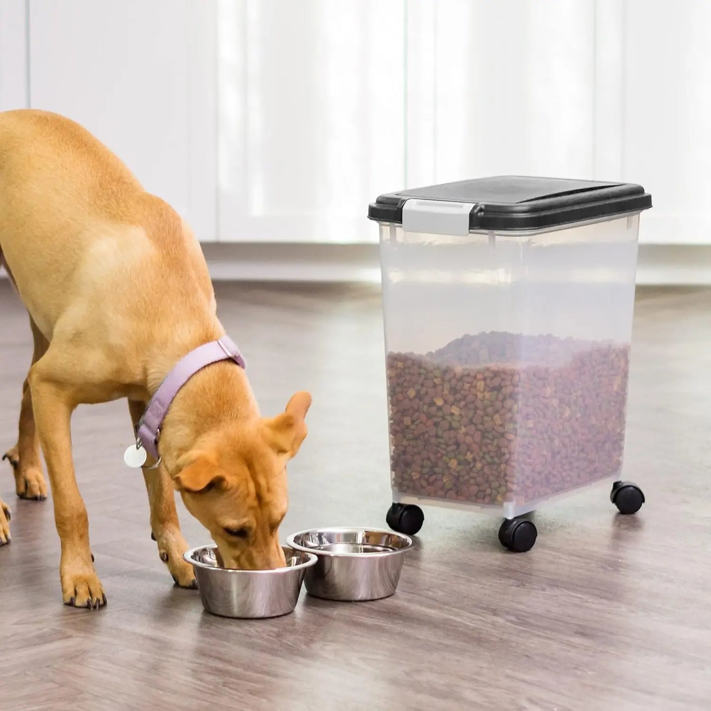 USA Airtight Dog Food Storage Container with Wheels 30 lbs for Pets